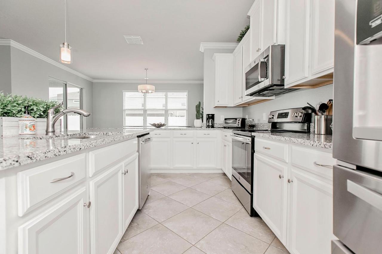Spacious 4 Bed Home Near Orlando Gated Pool Access Сэнфорд Экстерьер фото